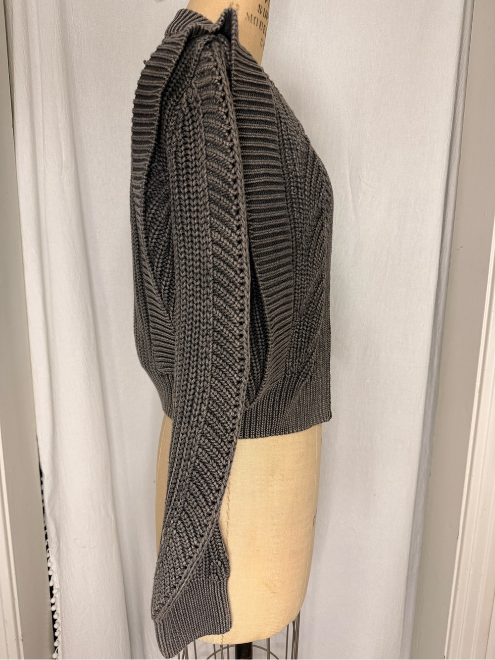 Urban Outfitters, Issac Cable Knit Open Front Cardigan sz S - Picture 4 of 10